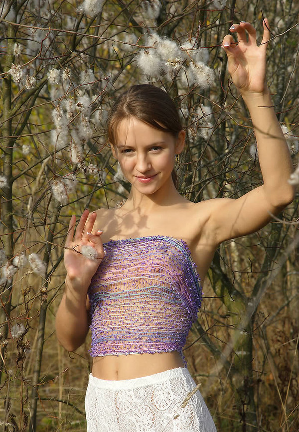 Мария, 18